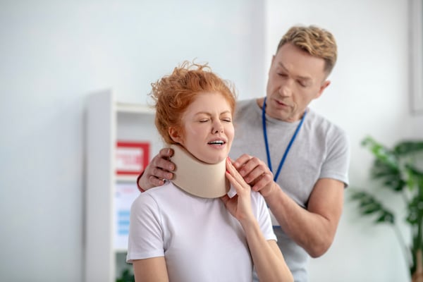 consultation at chiropractic clinic